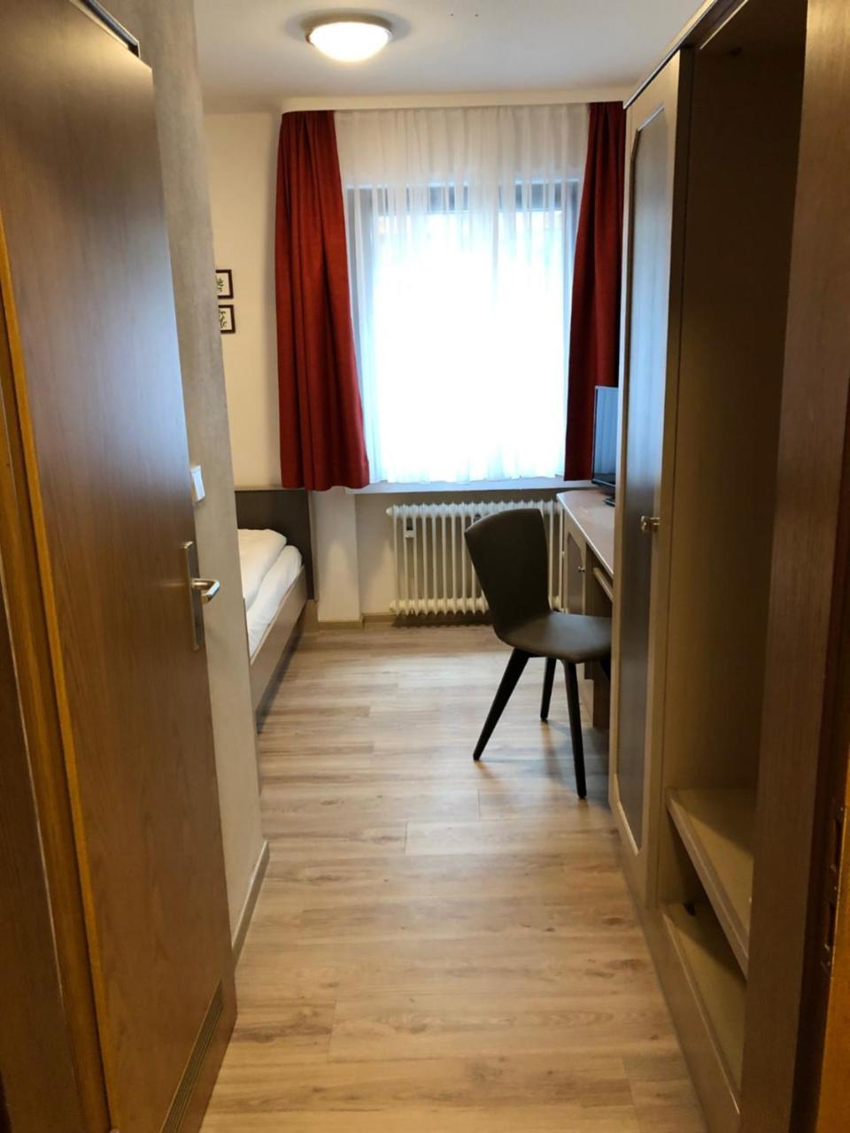 Gaestehaus Hotel Wilms Köln Kültér fotó